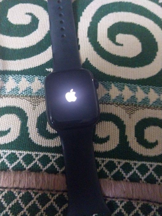 Продаю Apple Watch Series 10