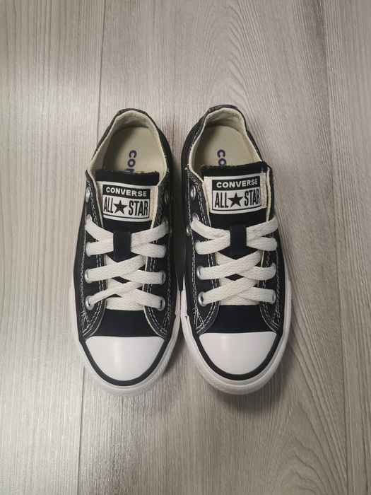 Tenisi Converse mărimea 28
