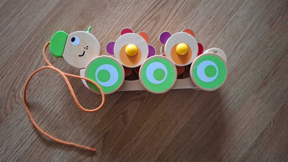 Jucarie din lemn de tras Hape Omida - 50lei