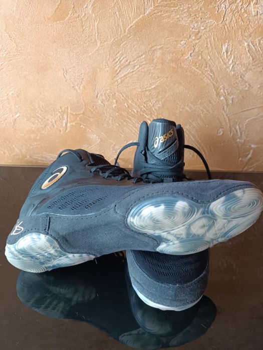 Asics за борба и бокс