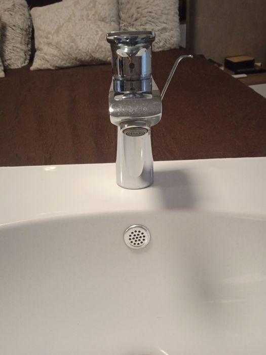 Продавам смесител