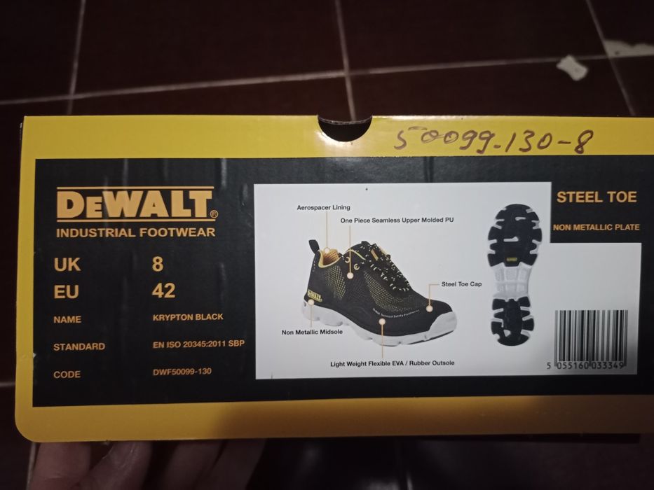 Кроссовки DeWalt