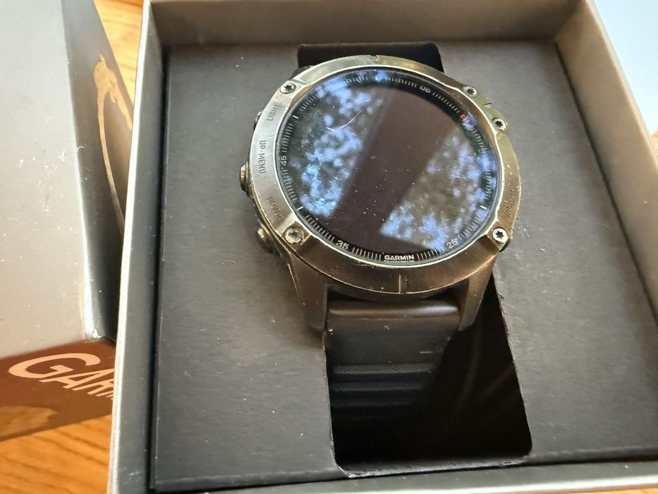 Фитнес часы Garmin FENIX 6 PRO