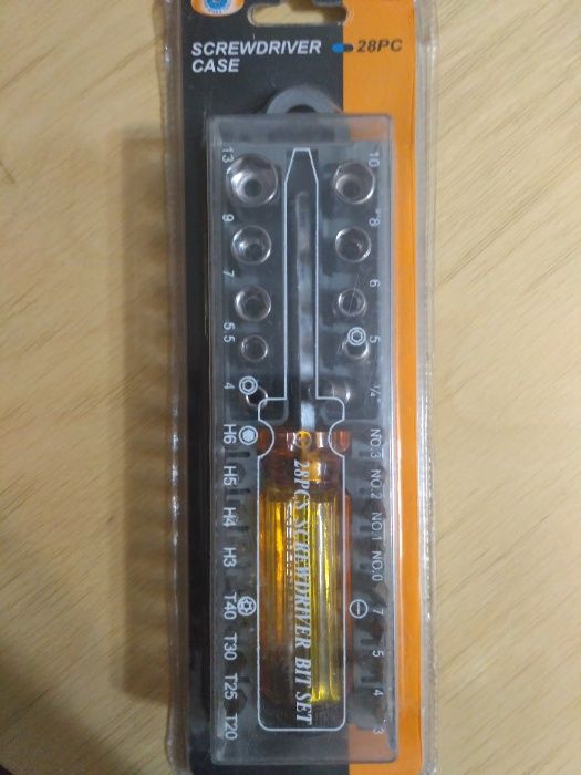 Набор отвёртка и головки