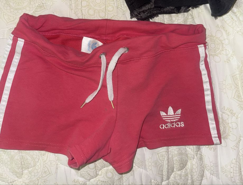 Pantaloni scurti adidas