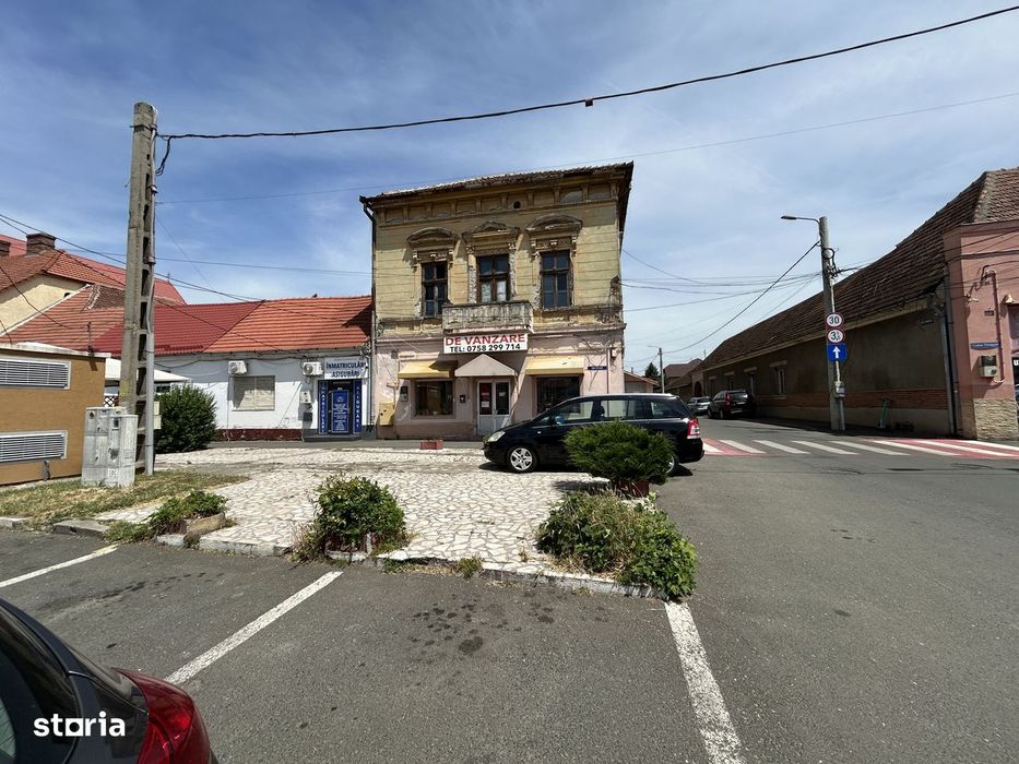 Vand spatiu (fost restaurant) Aradul-Nou,pe Calea Timisorii,st.274 mp.