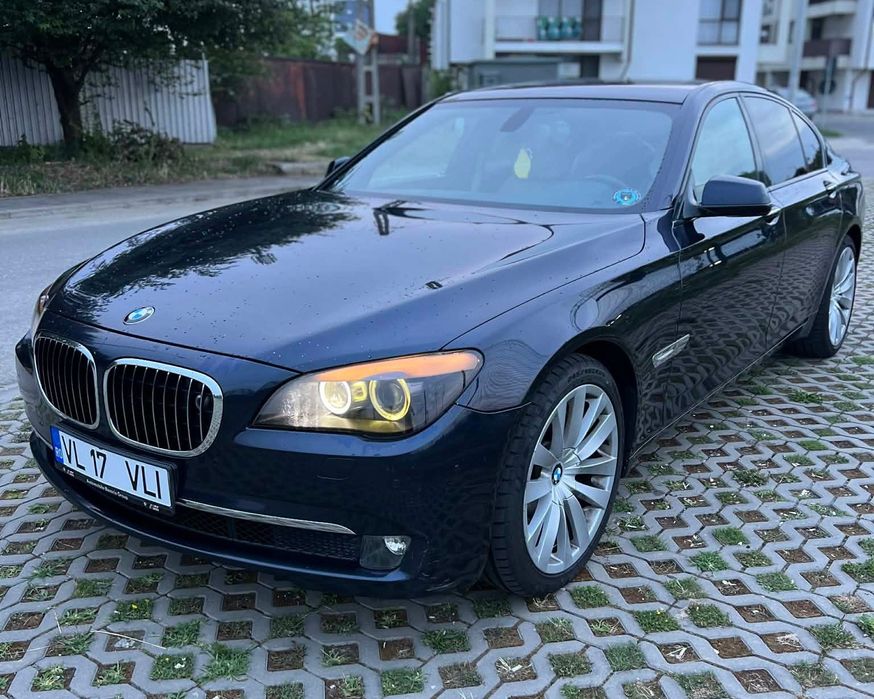 BMW SERIA 7  /     730 D    / 200k km REALI !!!