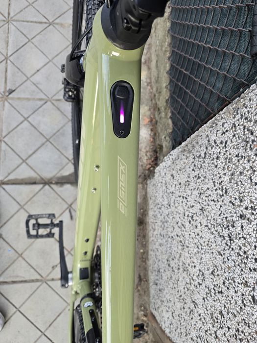 Като нов Merida eSILEX 400 Електрически Гравел велосипед Без забележки 2х10 GRX Shimano 2026г. Алуминиев