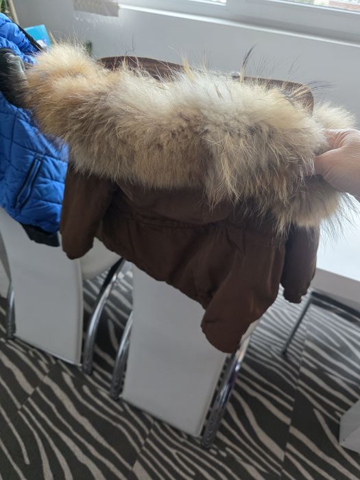 Детска парка с голям пух