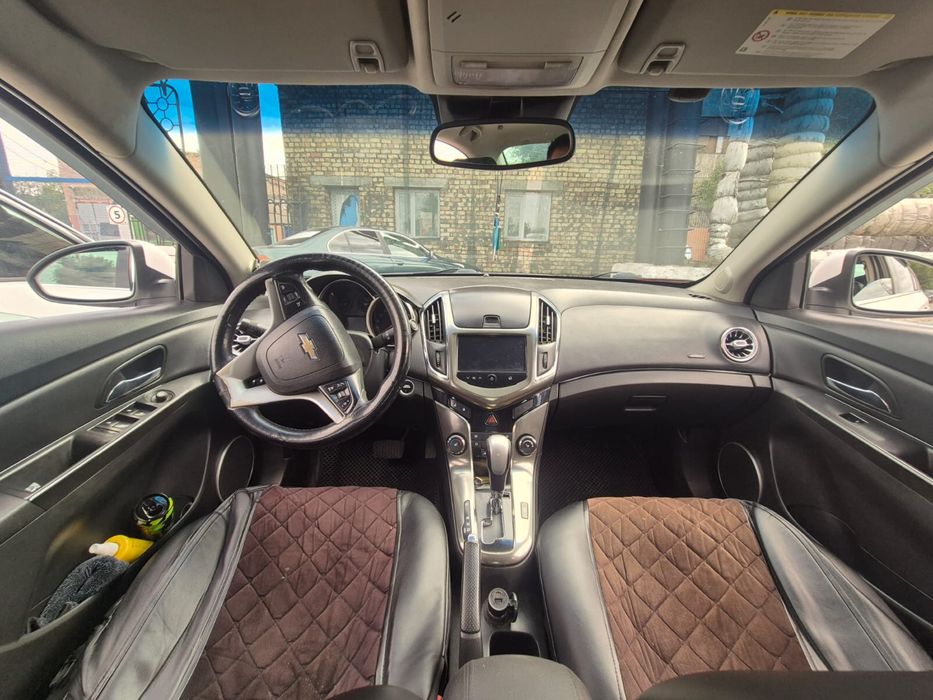 Продам Шевроле круз