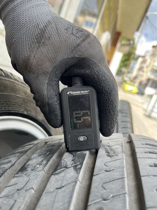 Джанти с летни гуми 17 5x112 225/45/17 Audi Skoda VW