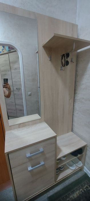 Шкаф для прихожей