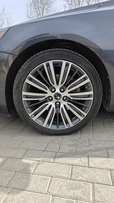 Продам живую  Kia k7