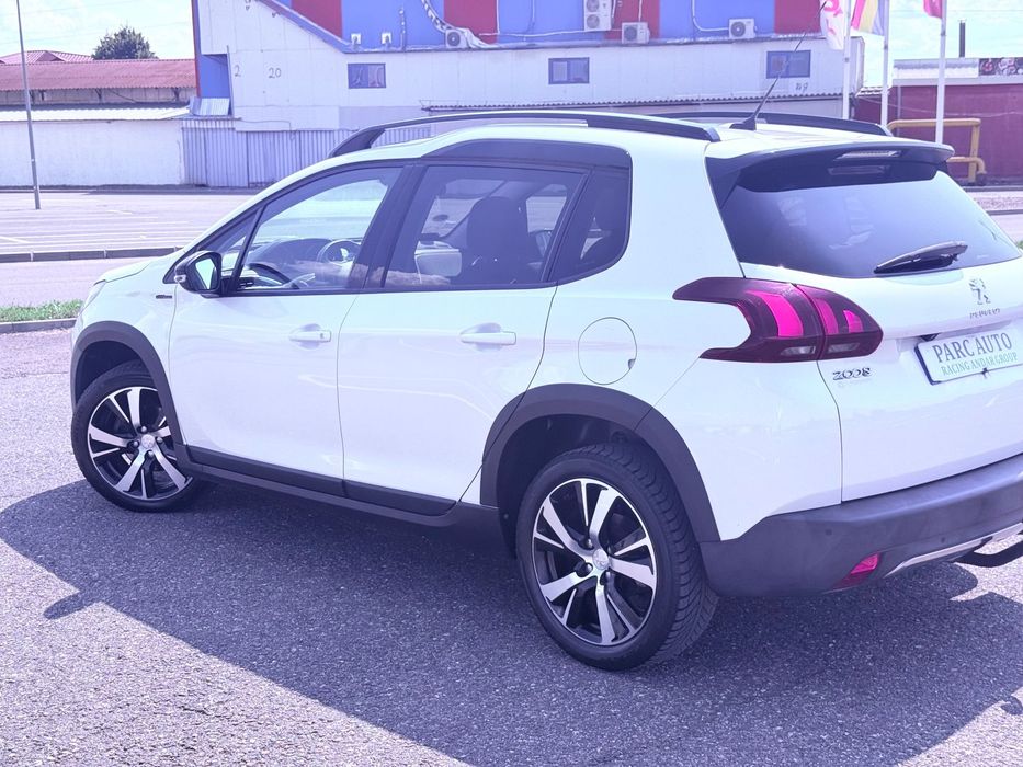 Peugeot 2008 2018 benzină, 9.149 € — imagine 5