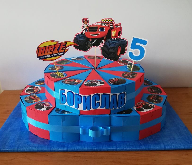 Картонени торти за малчовци