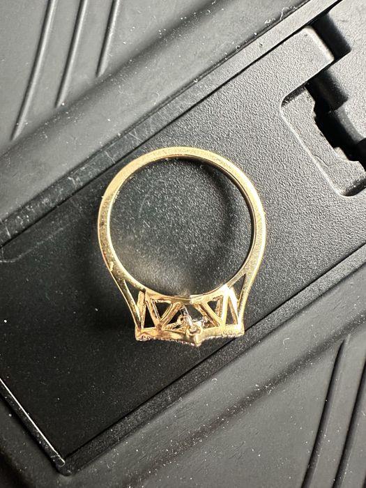 Inel aur dama 18k + diamante marime 13.5 sau 53