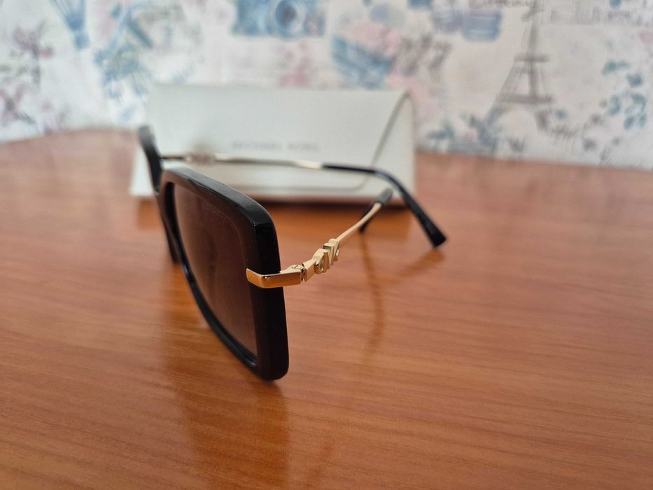 Дамски слънчеви очила