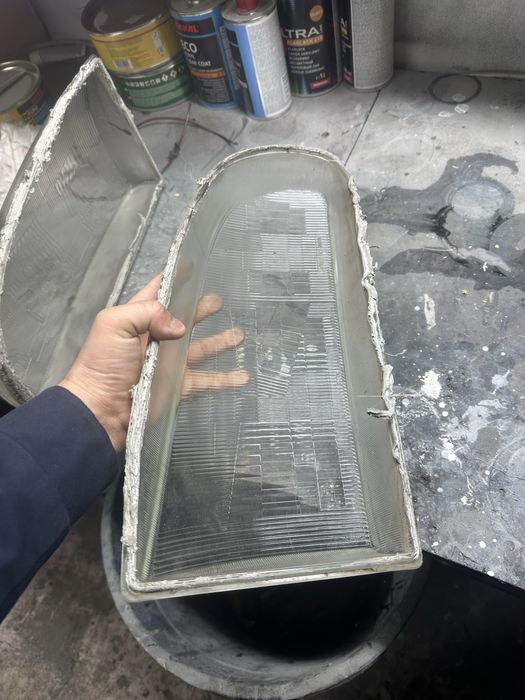 Делика фары оригинал стекло
