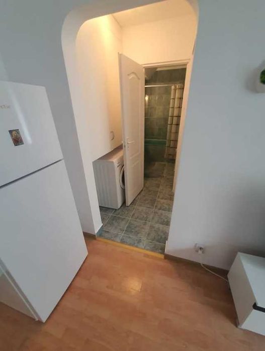 Inchiriez apartament 2 camere