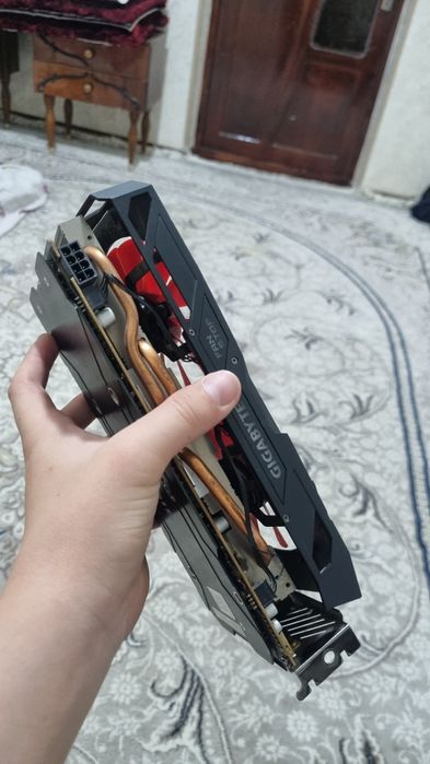 Video karta RX470 gigabyte