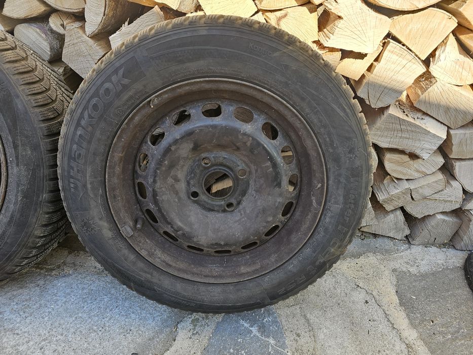 Зимни гуми Hankook с железни джанти 185 65 15