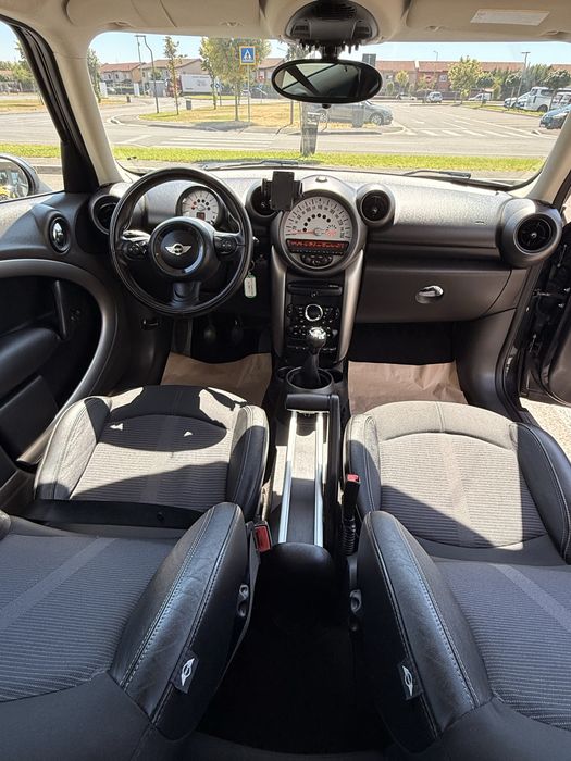MINI Cooper Countryman R60 1.6 Benzină 122 CP | Carte Service | Întreținut | Prim proprietar