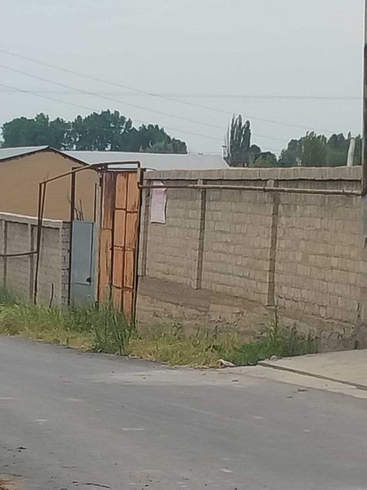 Қурилиши тугалланмаган 8-сотихли ховли