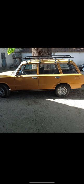 Vaz 2102 sotiladi 1978 yil xolati zor