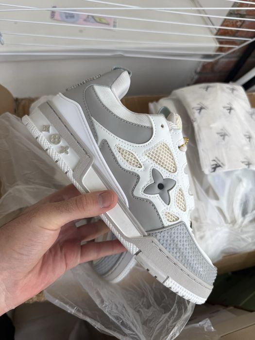 LV Skate marimea 38, 41, doar predare personala la Cluj/Campia Turzii