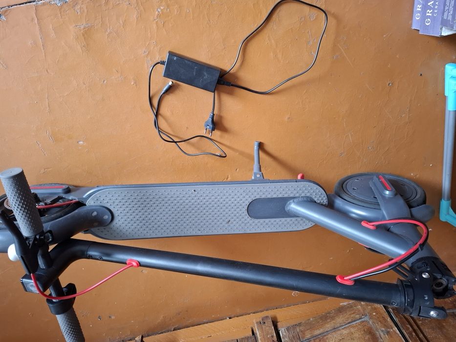 Электросамокат продам