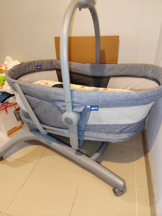 Легло next to me Chicco