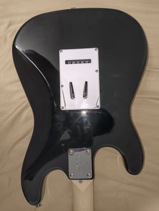 Chitara electrica Harley Benton cu garantie