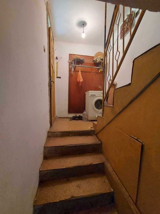 Двуетажна вила, местност Кованлъка