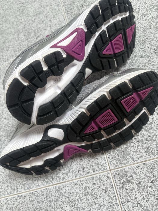 Спортни обувки Nike