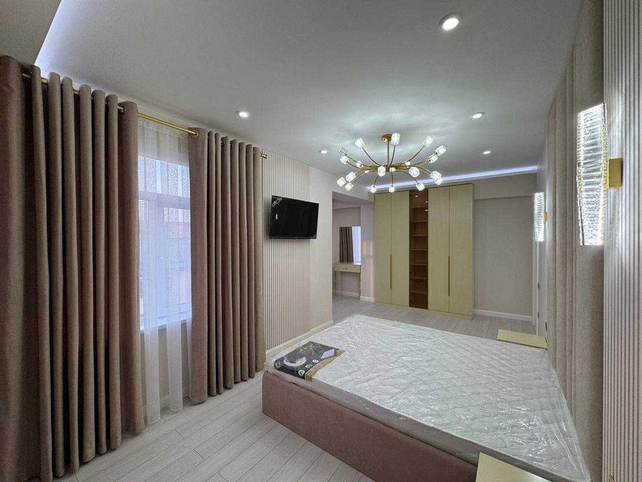 Продаётся 3х комнатная квартира с евроремонтом заходи живи в городе