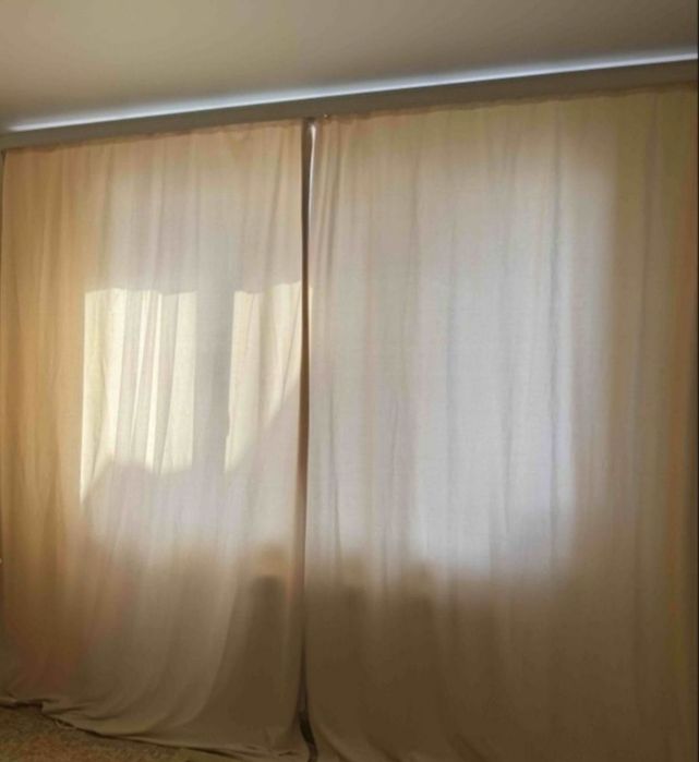 Продаю шторы велюр бежевый тюль сетка