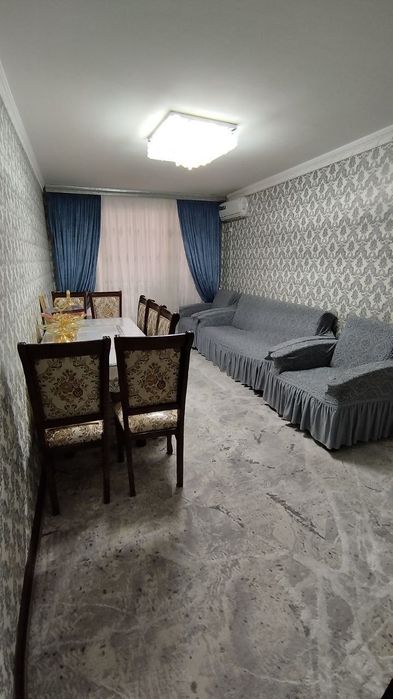 2 хонали квартира сотилади.