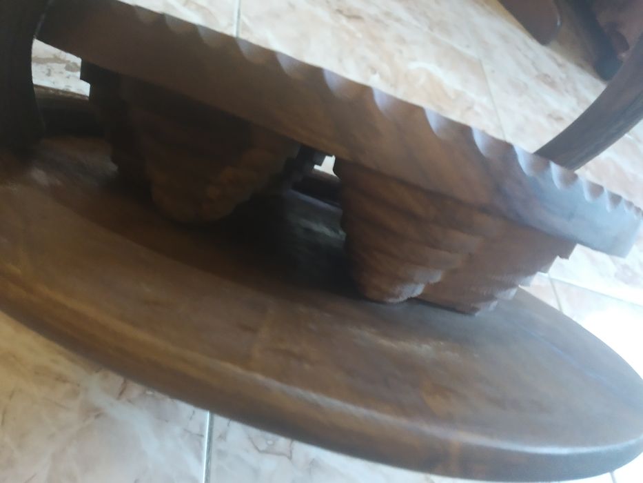 Поднос за ядки от дърво