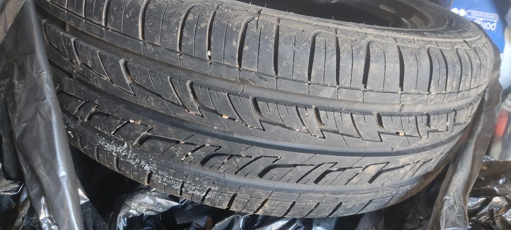 Продам шины летнии