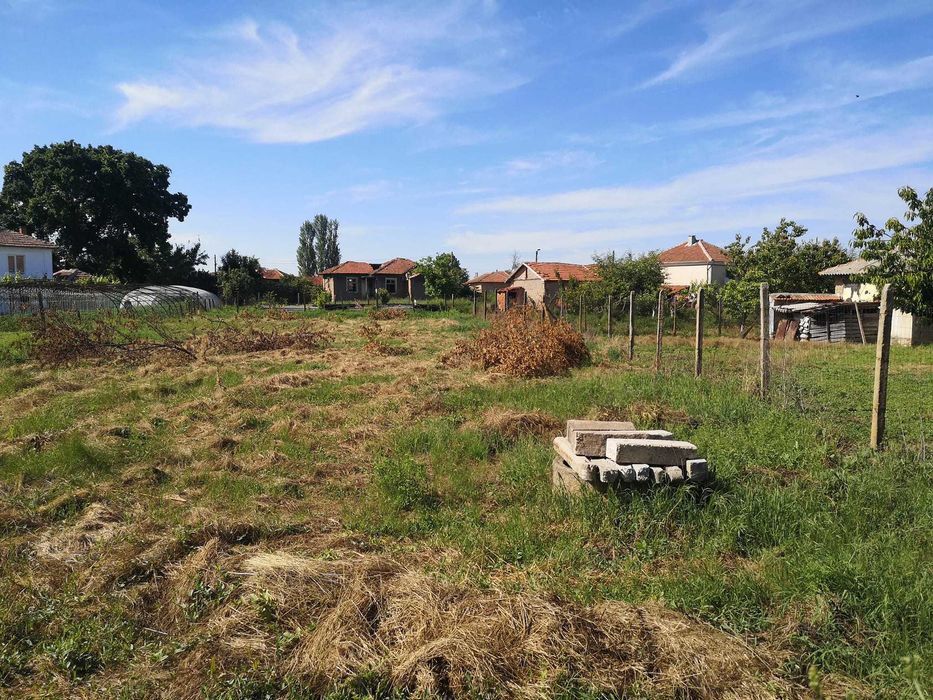 Парцел в село Сива Река