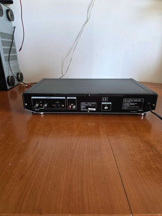 Tuner Sony ST-SE700 RDS EON FM/AM, Made in France. Impecabil!