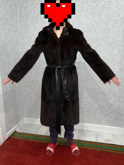 Продам шубу норковую