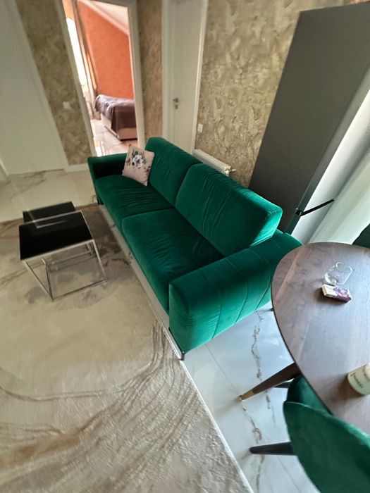 De Vanzare apartament 3 camere zona Vivo