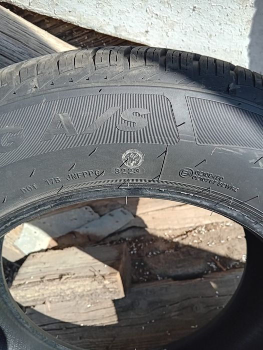 Cauciucuri all season