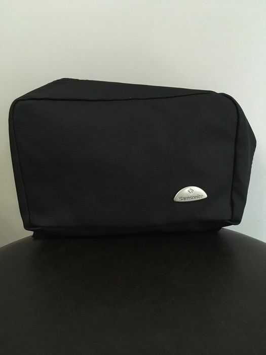 SAMSONITE несесер за път