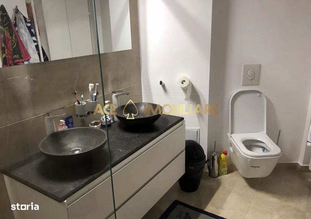 2 Camere de inchiriat | Bd. Unirii | Metrou | Posibilitate Parcare