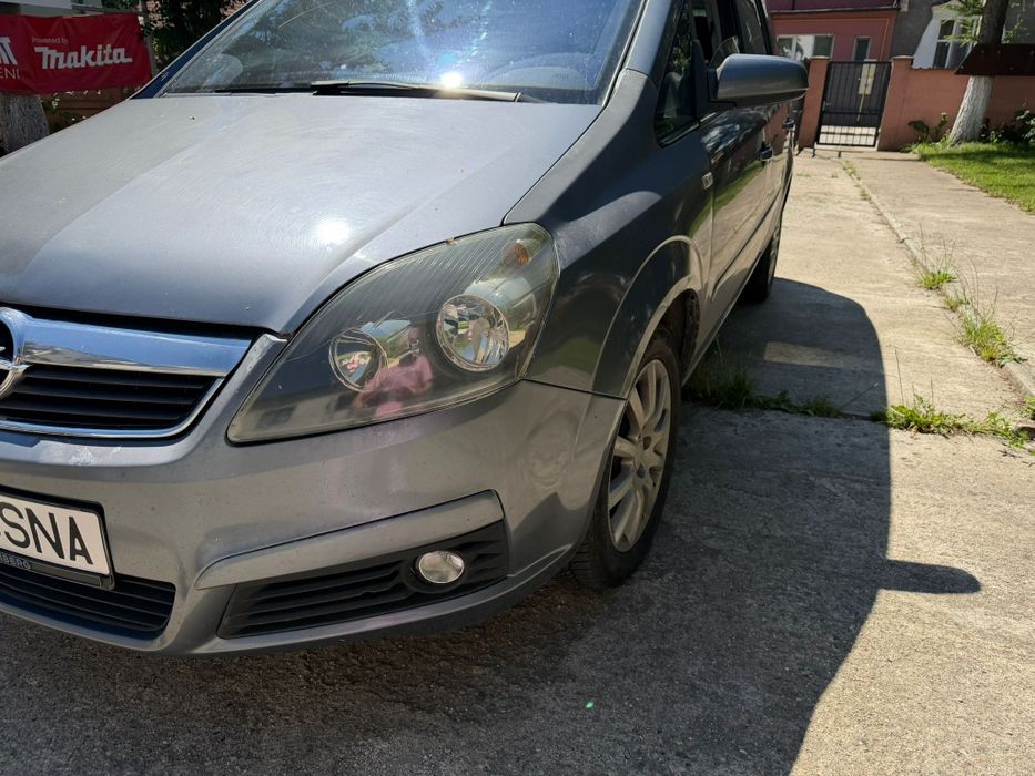 Opel zafira 1.9 cdti