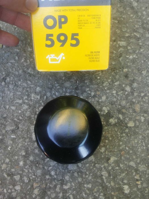 Продавам авточасти за Мазда 323 F 1.6 98 К.с