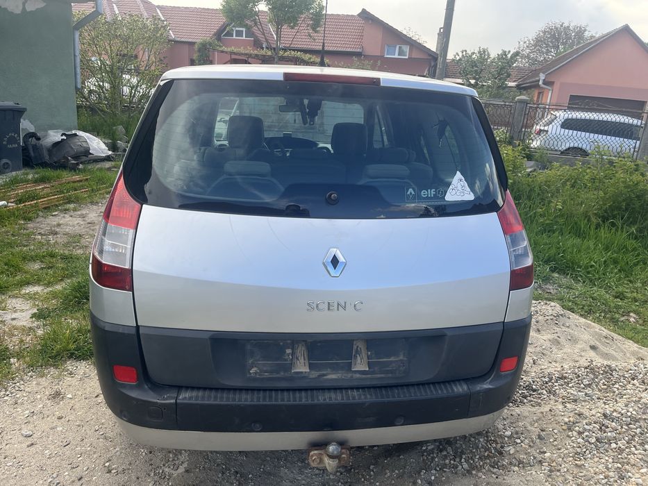 Haion renault grand scenic 2!