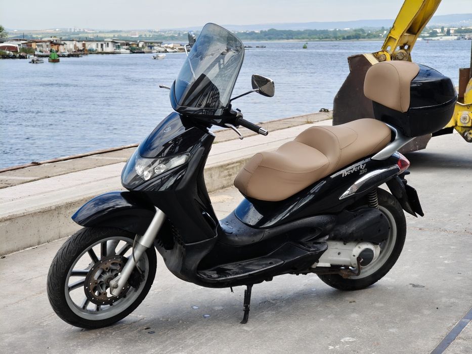 Скутер Piaggio Beverly 250